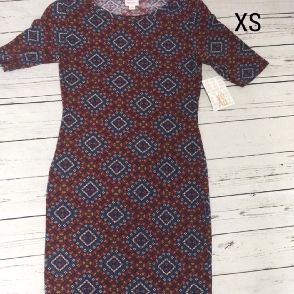 LuLaRoe XS Julia NWT